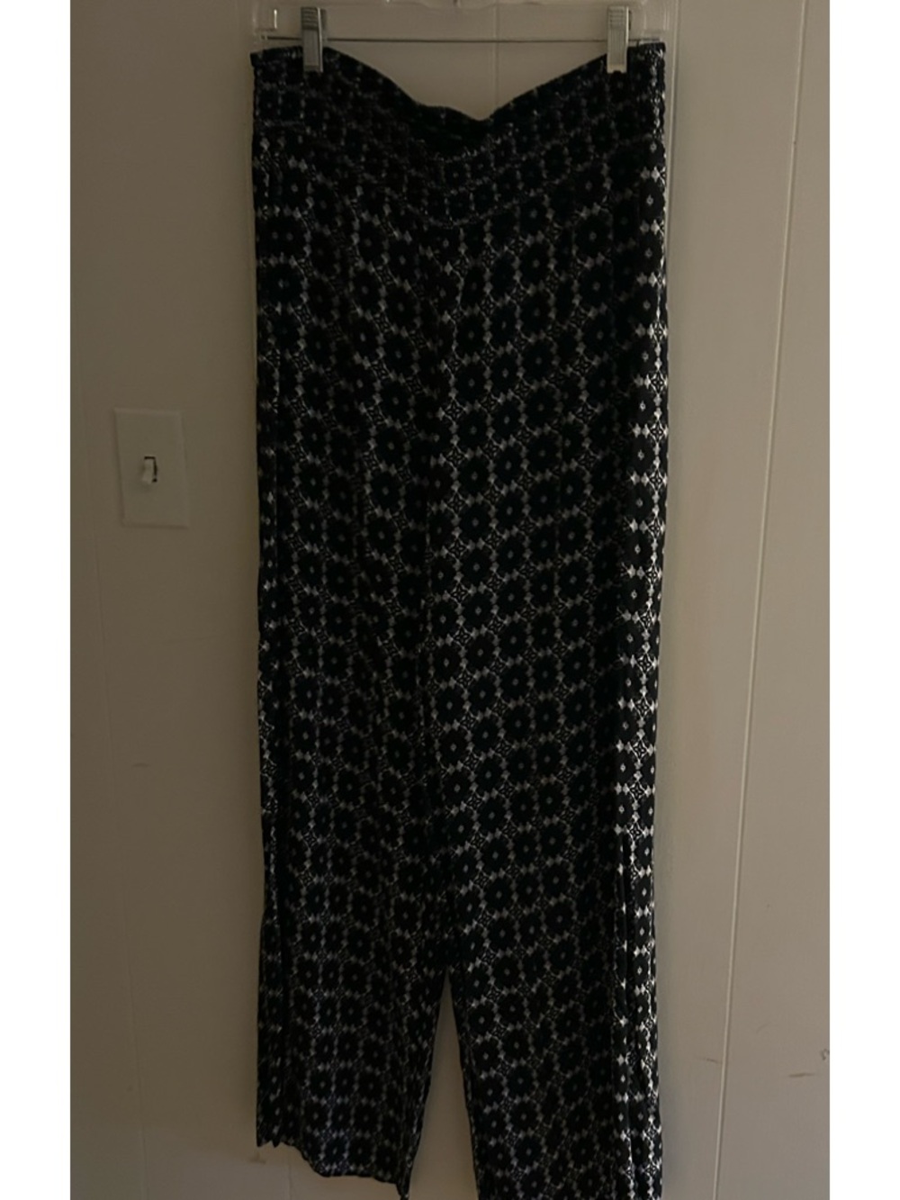 Maurices Black Wide-Leg Pants with White Geometric Floral Print